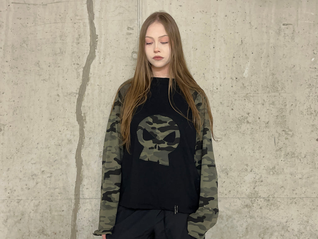 SILENT BODY LONGSLEEVE