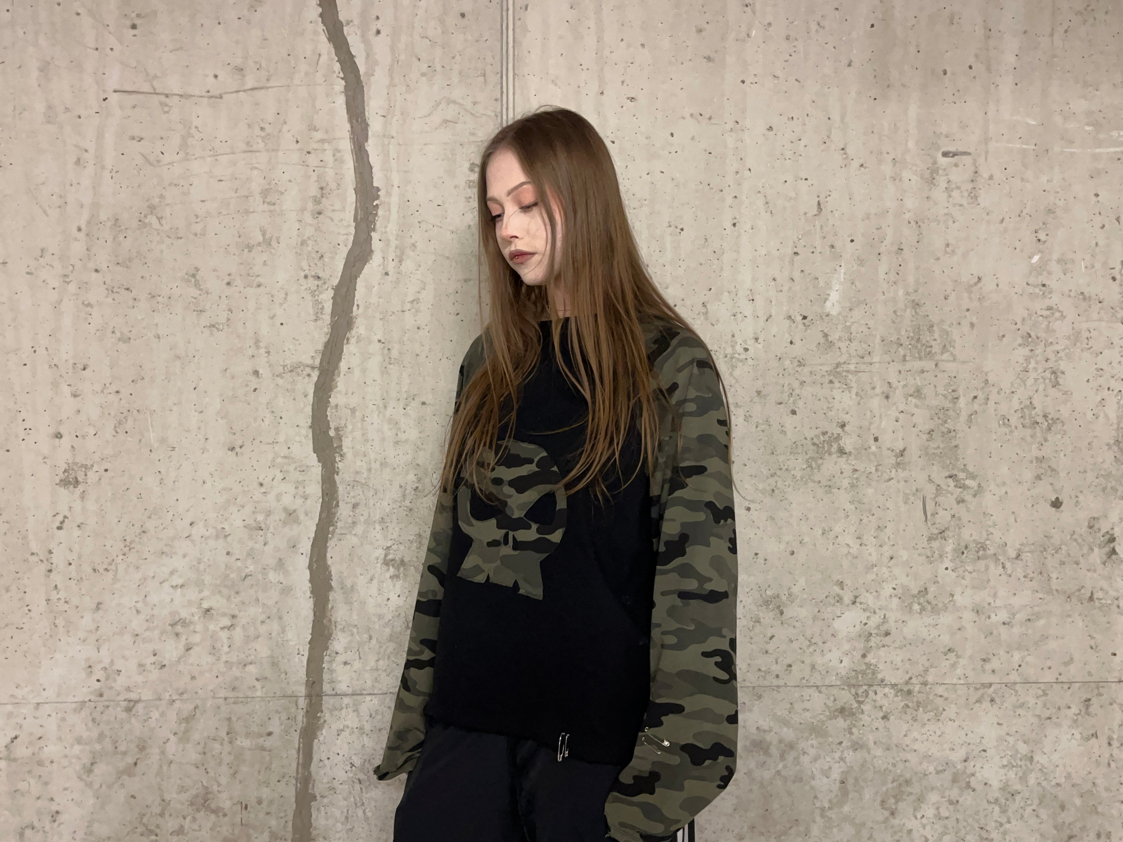 SILENT BODY LONGSLEEVE