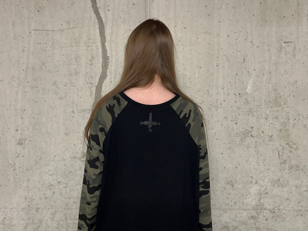 SILENT BODY LONGSLEEVE